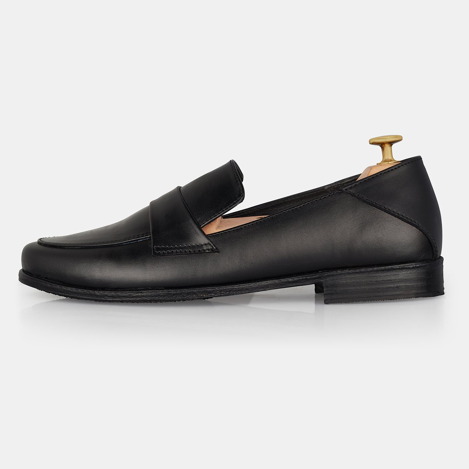 Black Loafer Japanese Style