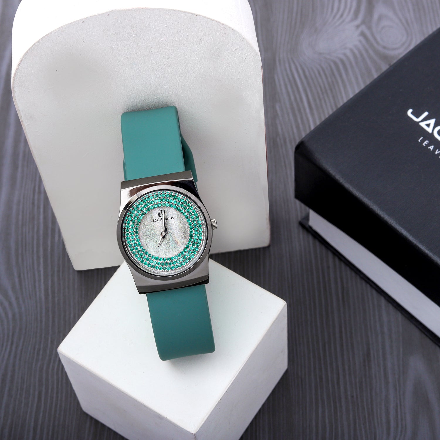 Green Silicon Strap Jack Walk Watch For Women