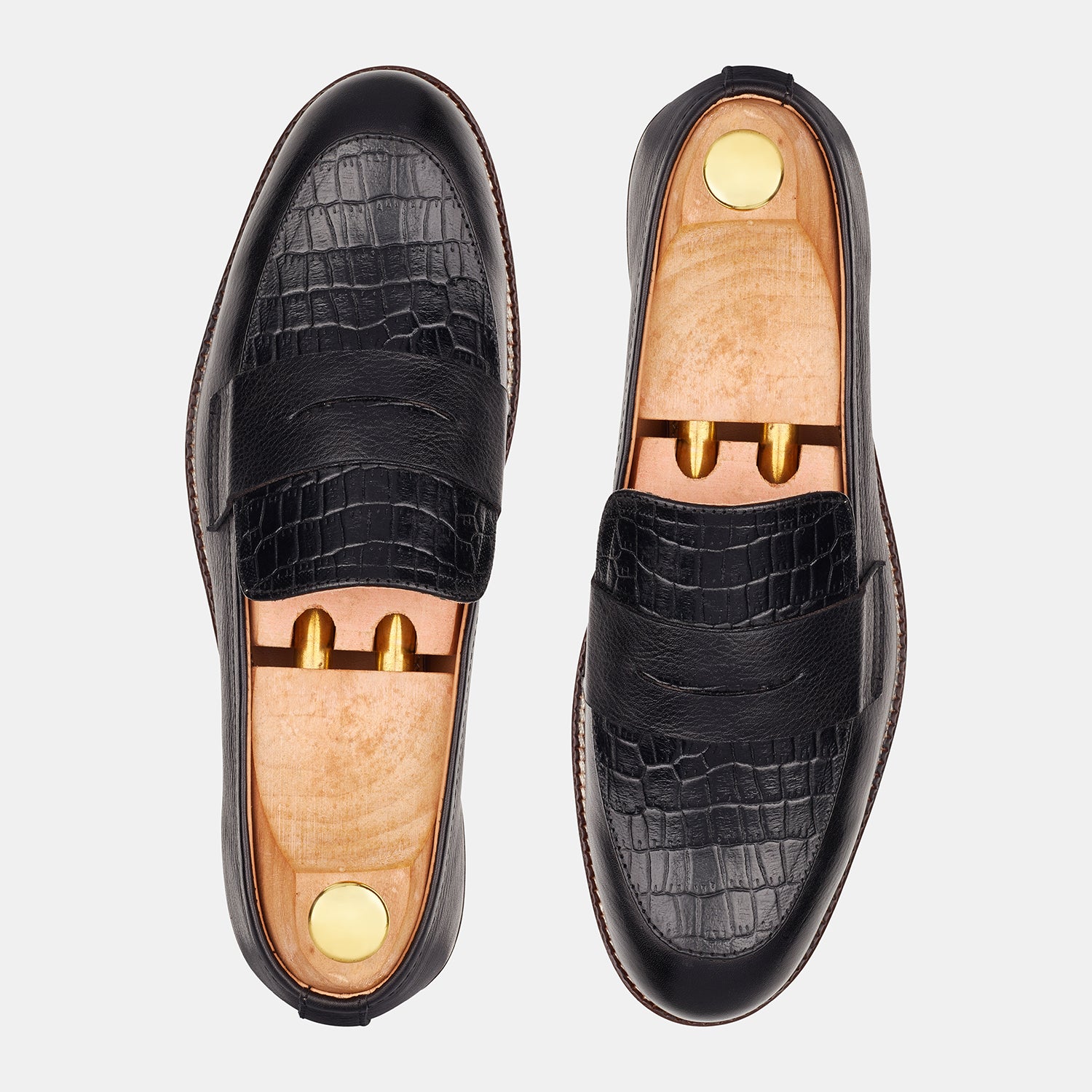 Black Valeria Crocodile Loafers