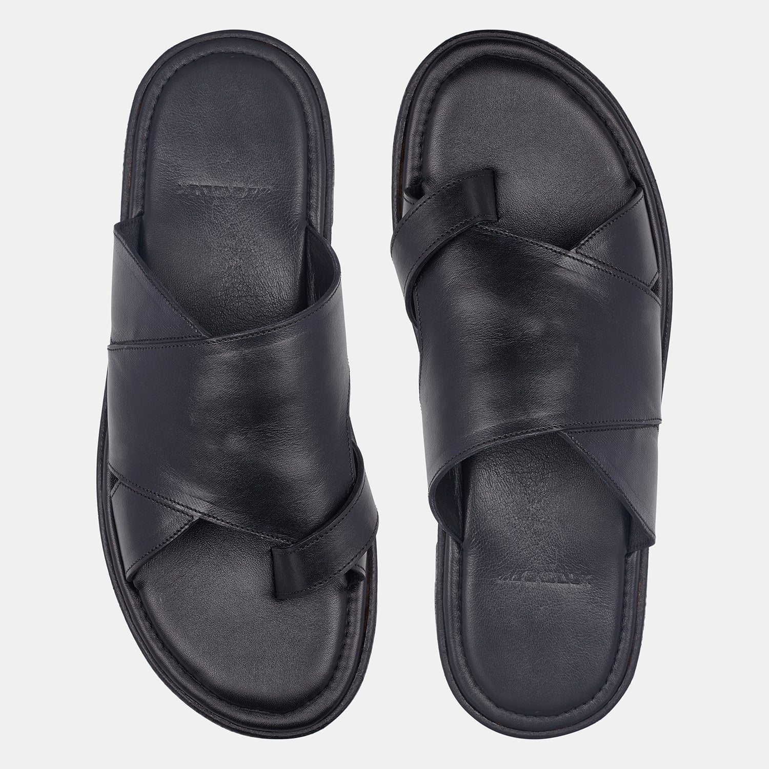 Black Hugo Slipper